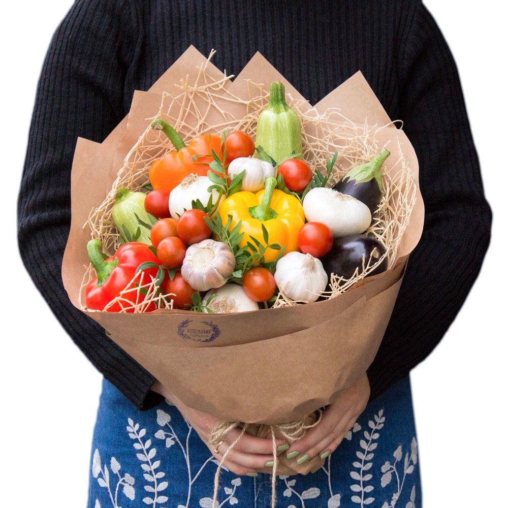 Фруктово овощной букет