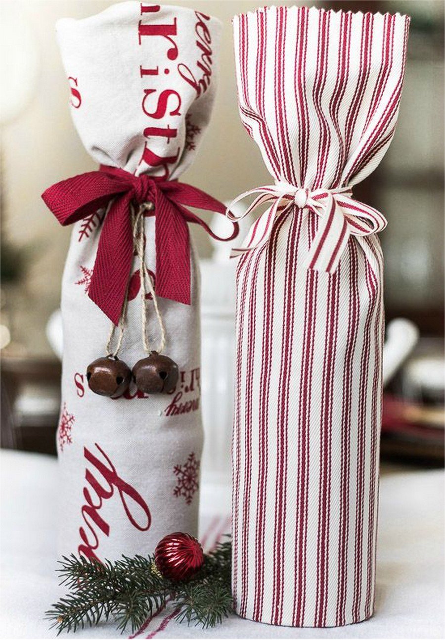 Праздничная упаковка бутылки