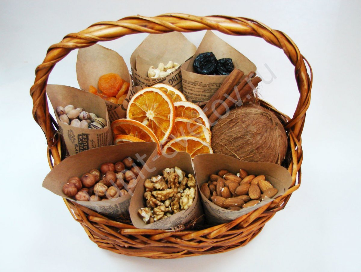 Орехи и сухофрукты