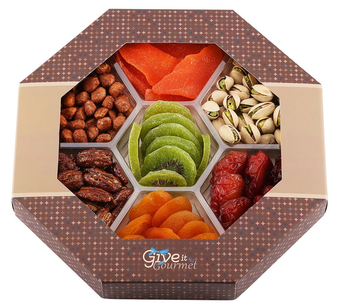 Букет из орехов и сухофруктов