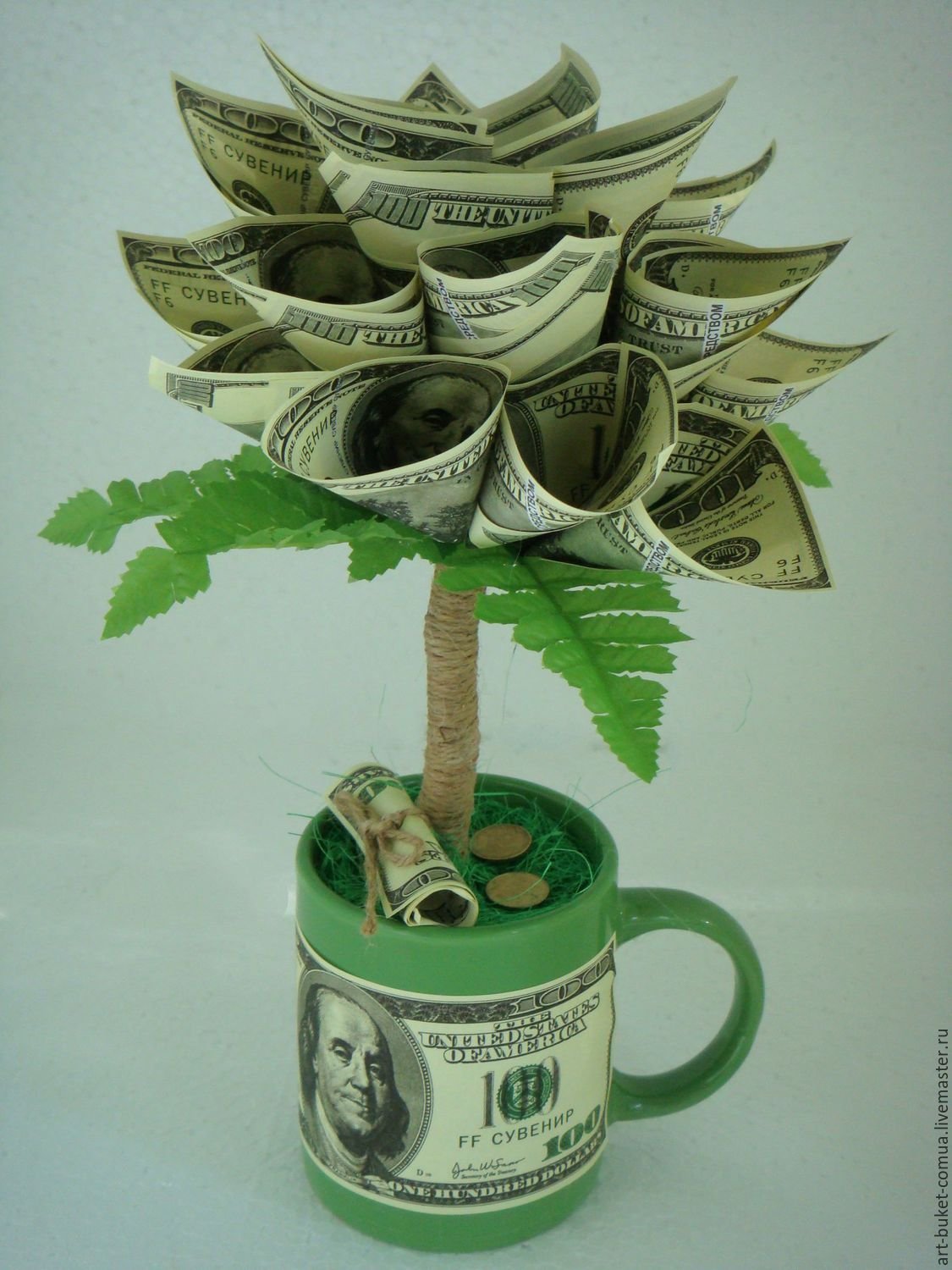 Оригинальный букет из денег