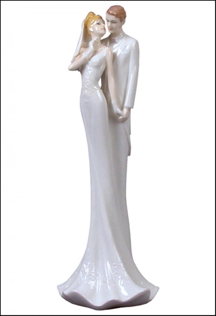 Статуэтка жених и невеста