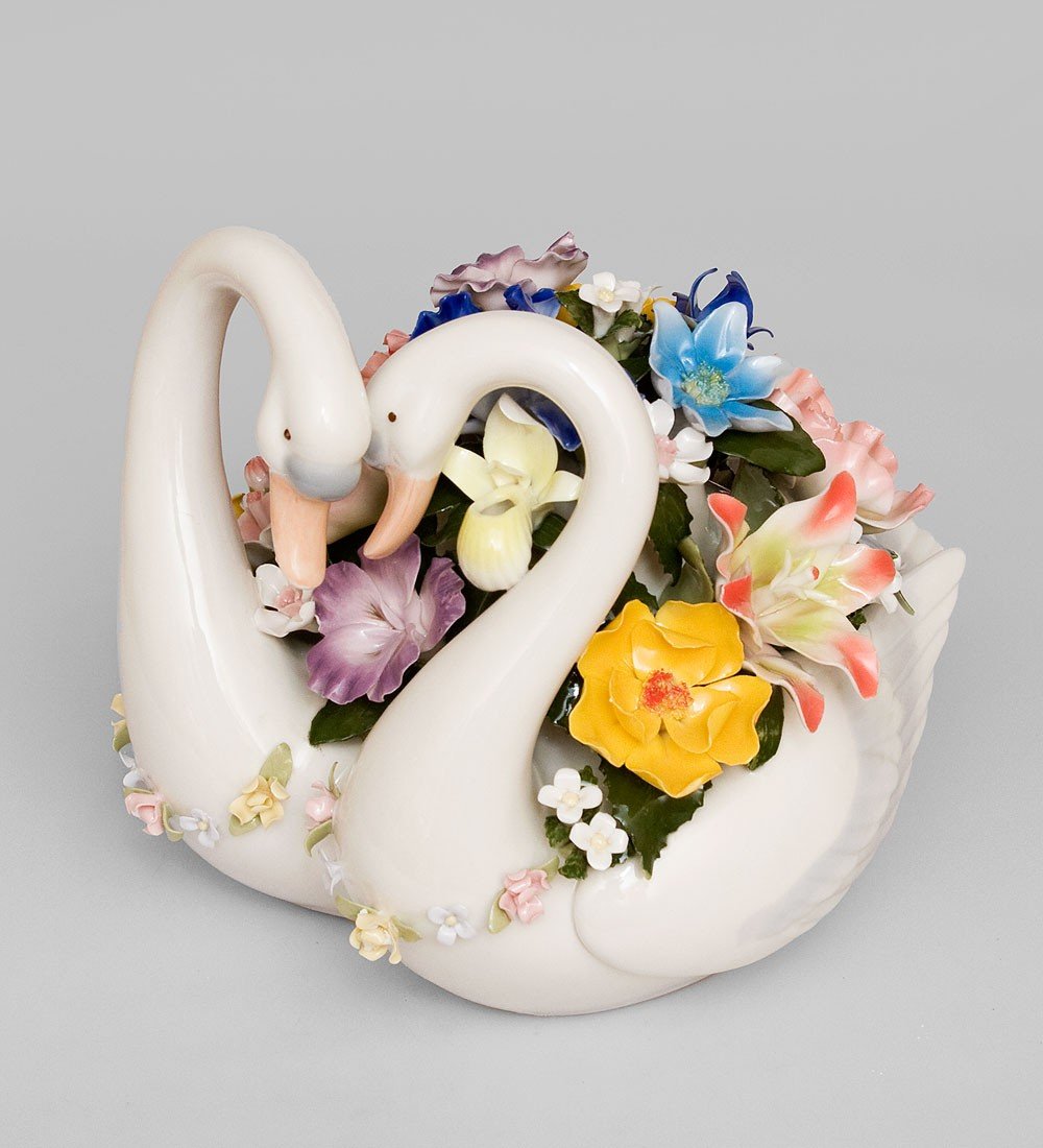 Креативный торт на фаянсовую свадьбу