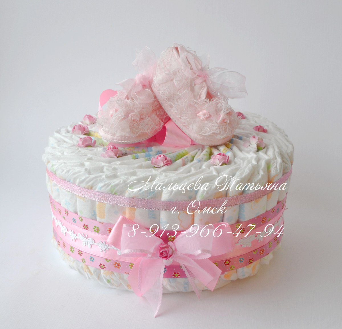 Букет из памперсов для девочки