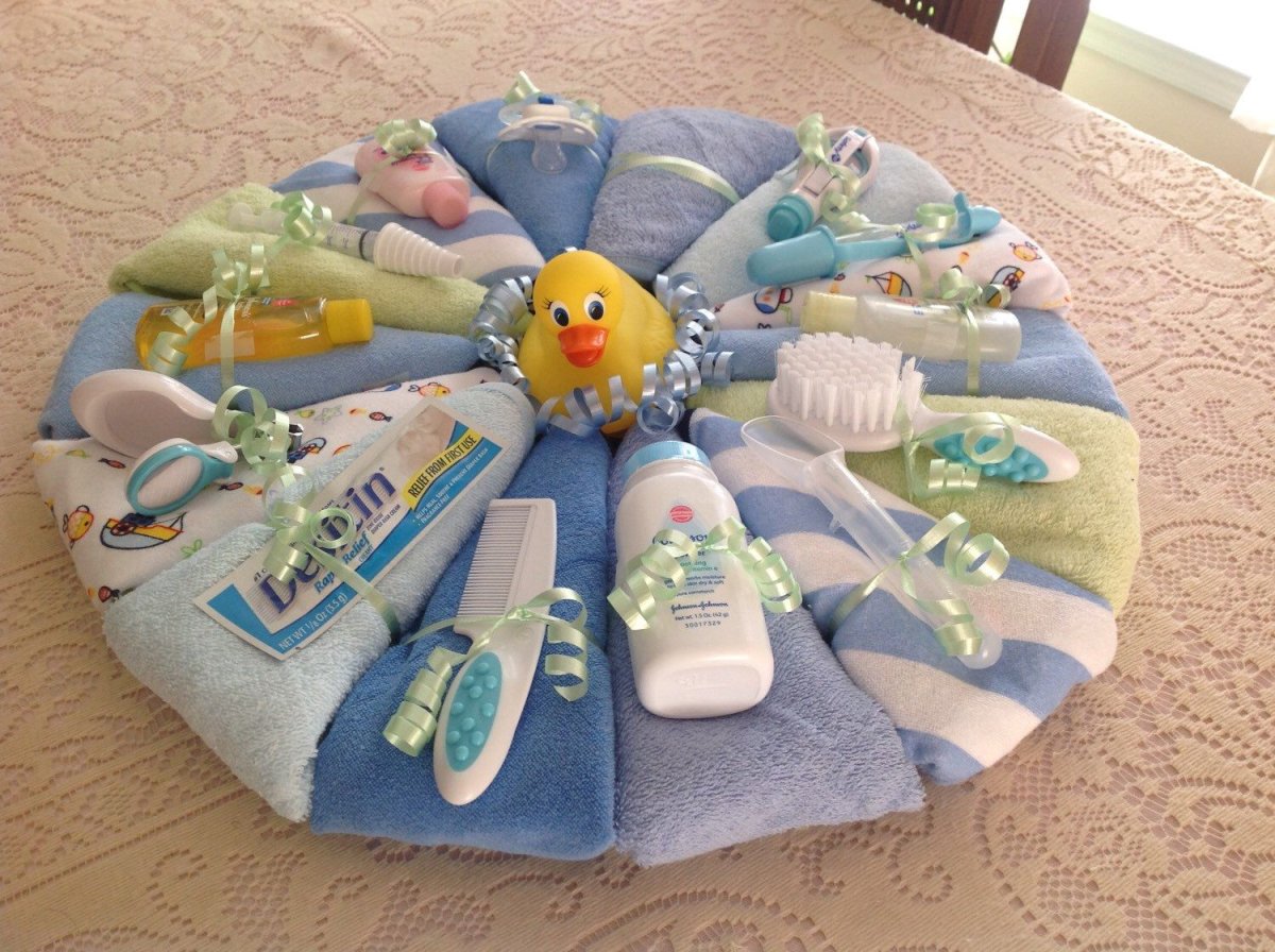 Мотоцикл из памперсов для девочки