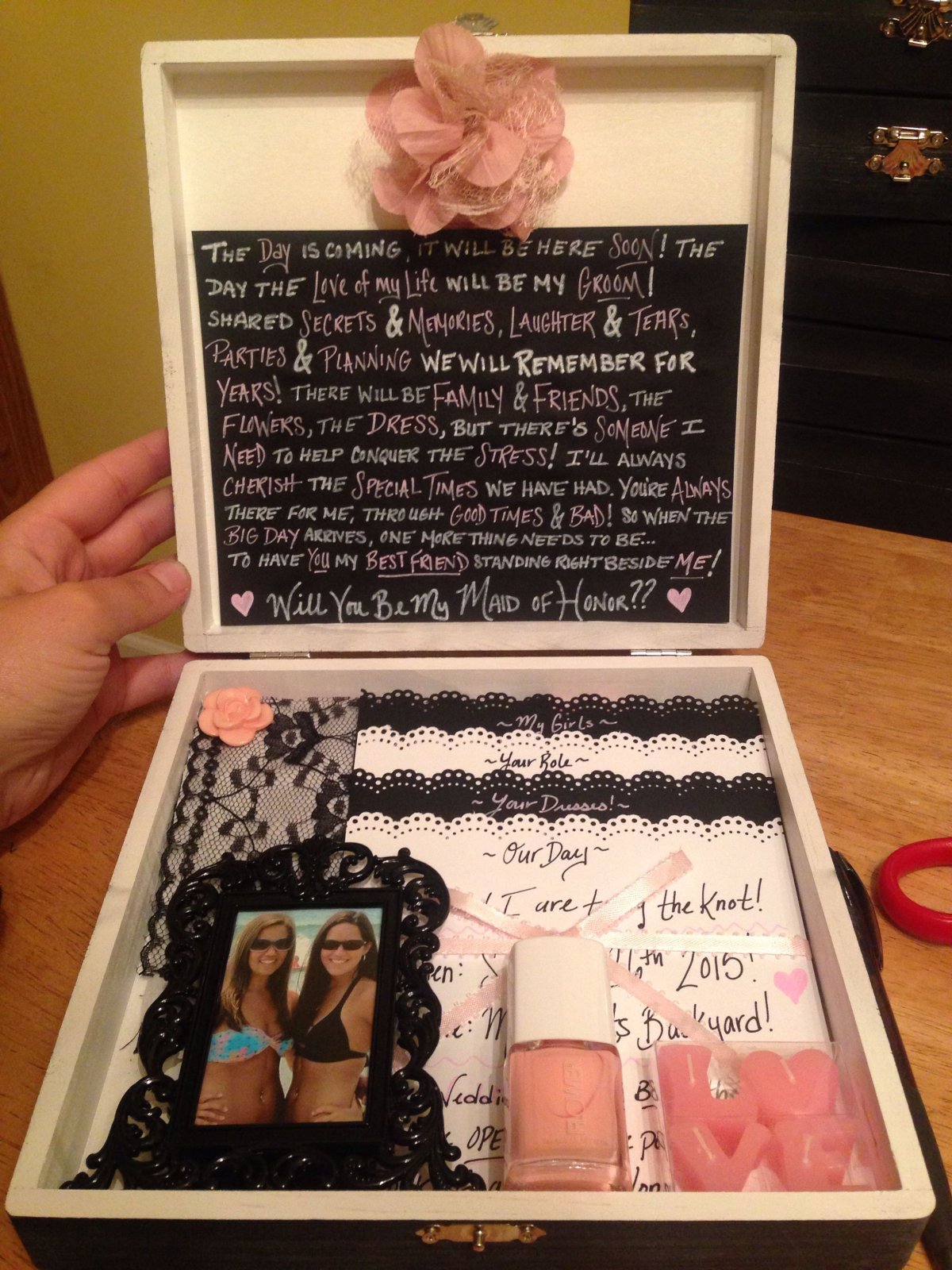 Коробочка для невесты на девичник