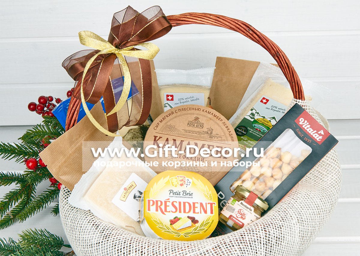 Подарок из сыра