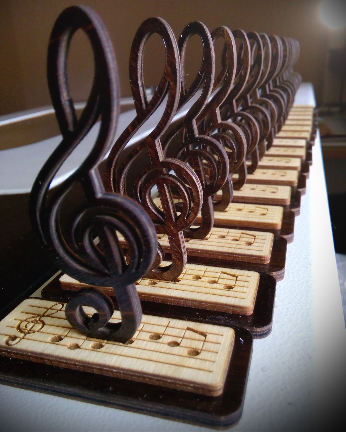 Подарок из конфет