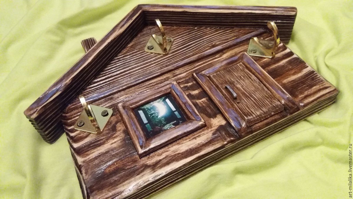 Деревянная сигаретница