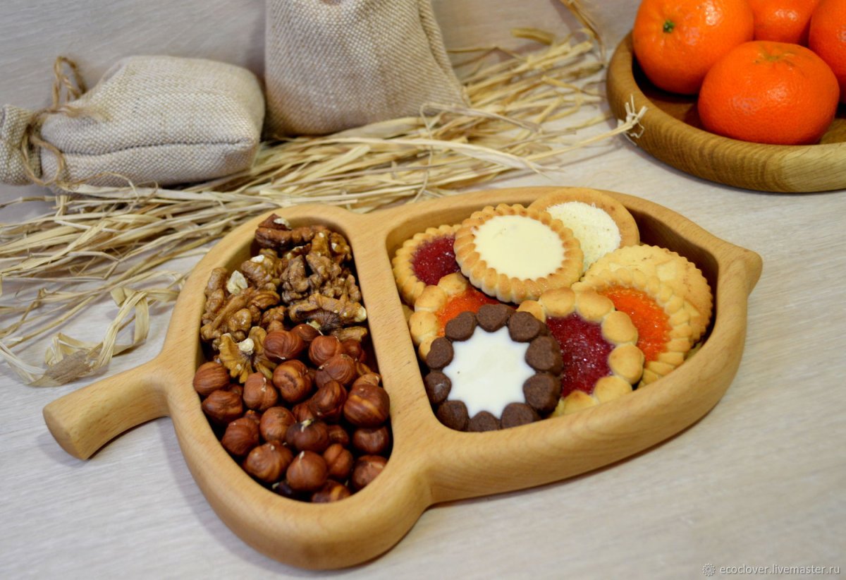 Менажница для орехов и сухофруктов