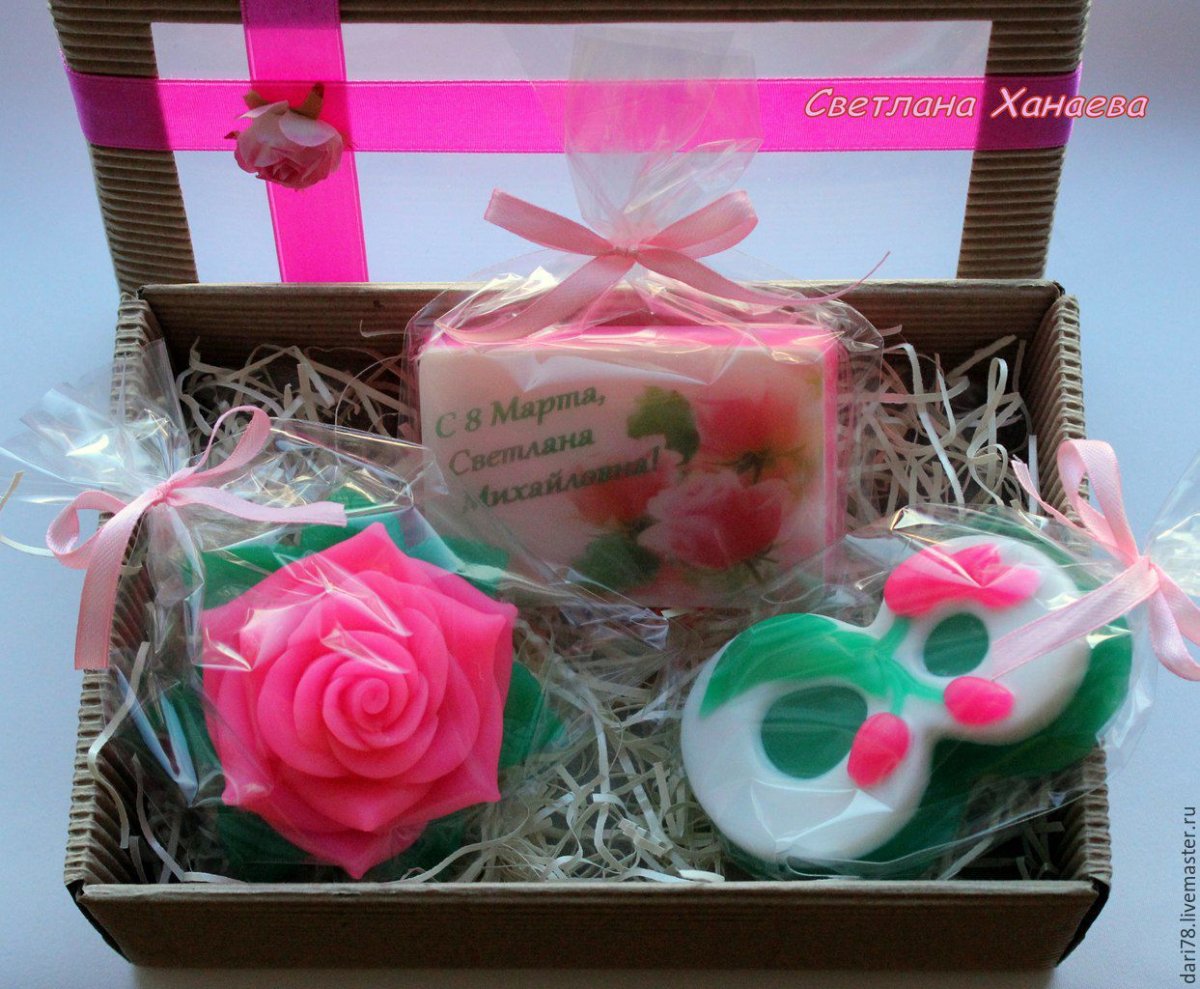 Необычный подарок женщине