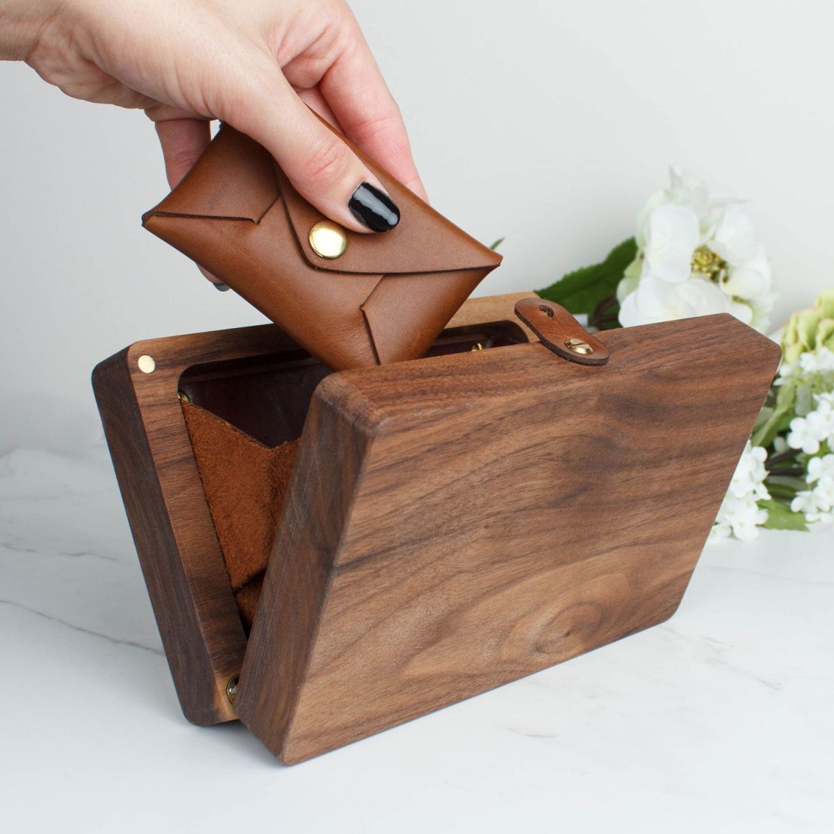 Подарочная деревянная коробка для мужчины