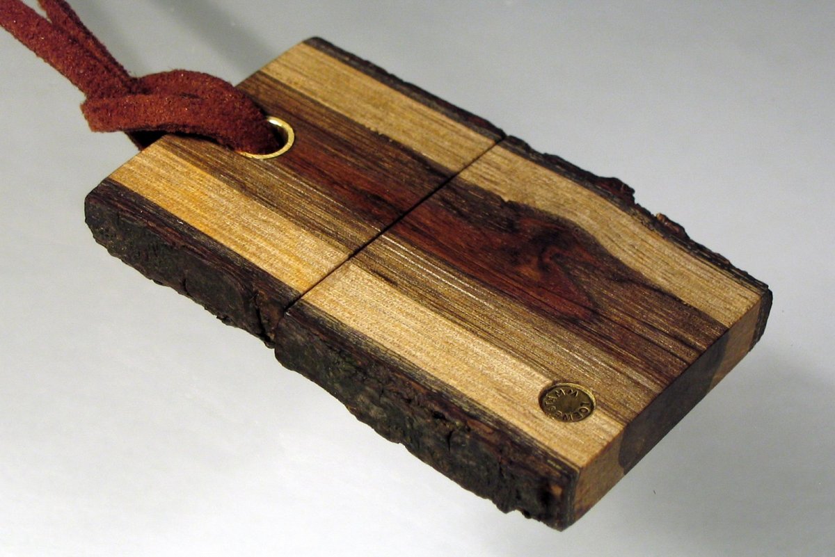 Ящик из дерева