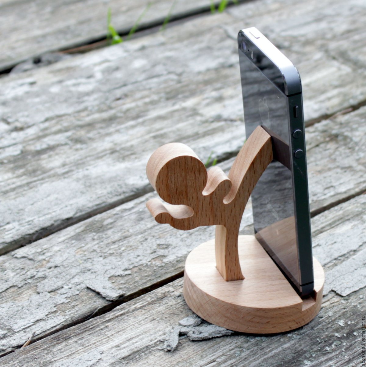 Сувениры из дерева