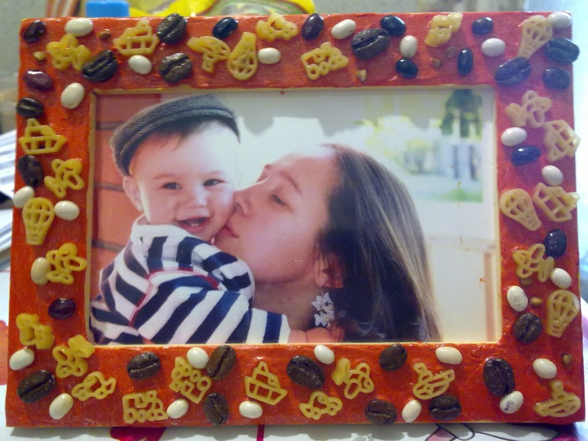 Оригинальный подарок для папы детскими руками