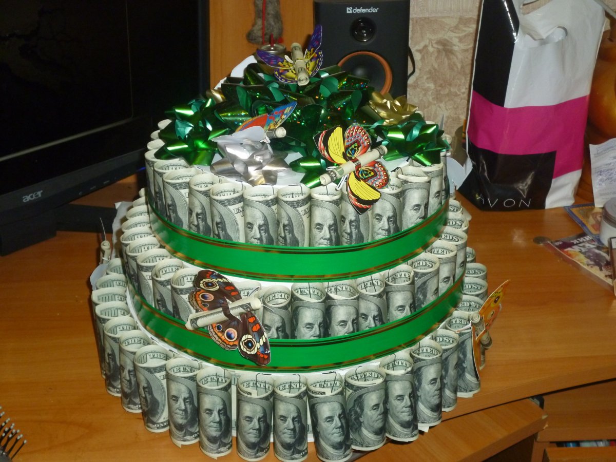 Букет из купюр