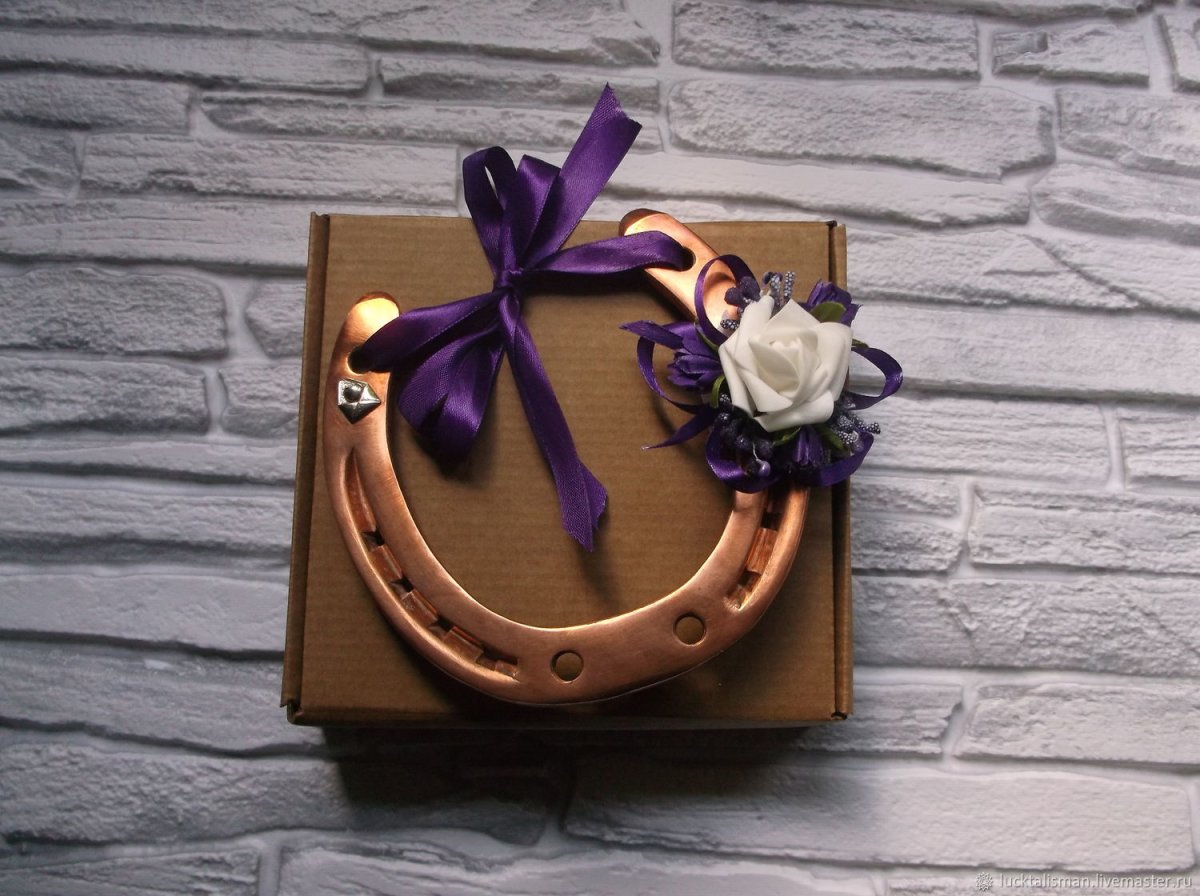 Кожаные подставки под стаканы