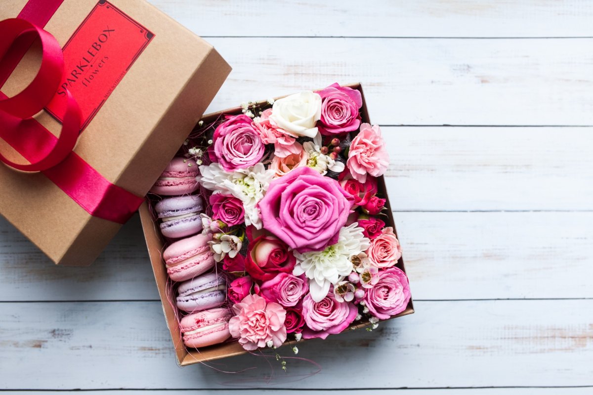 Цветы в подарок