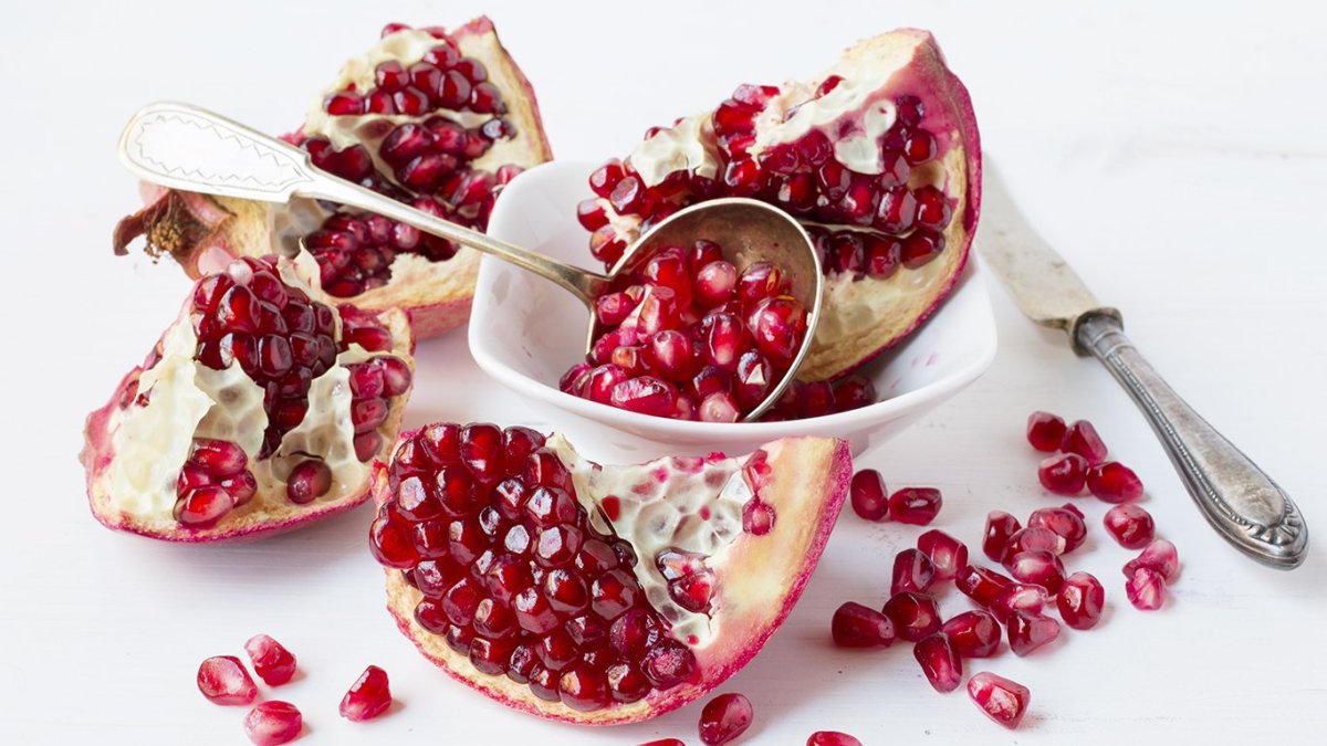 Гранат вертикально