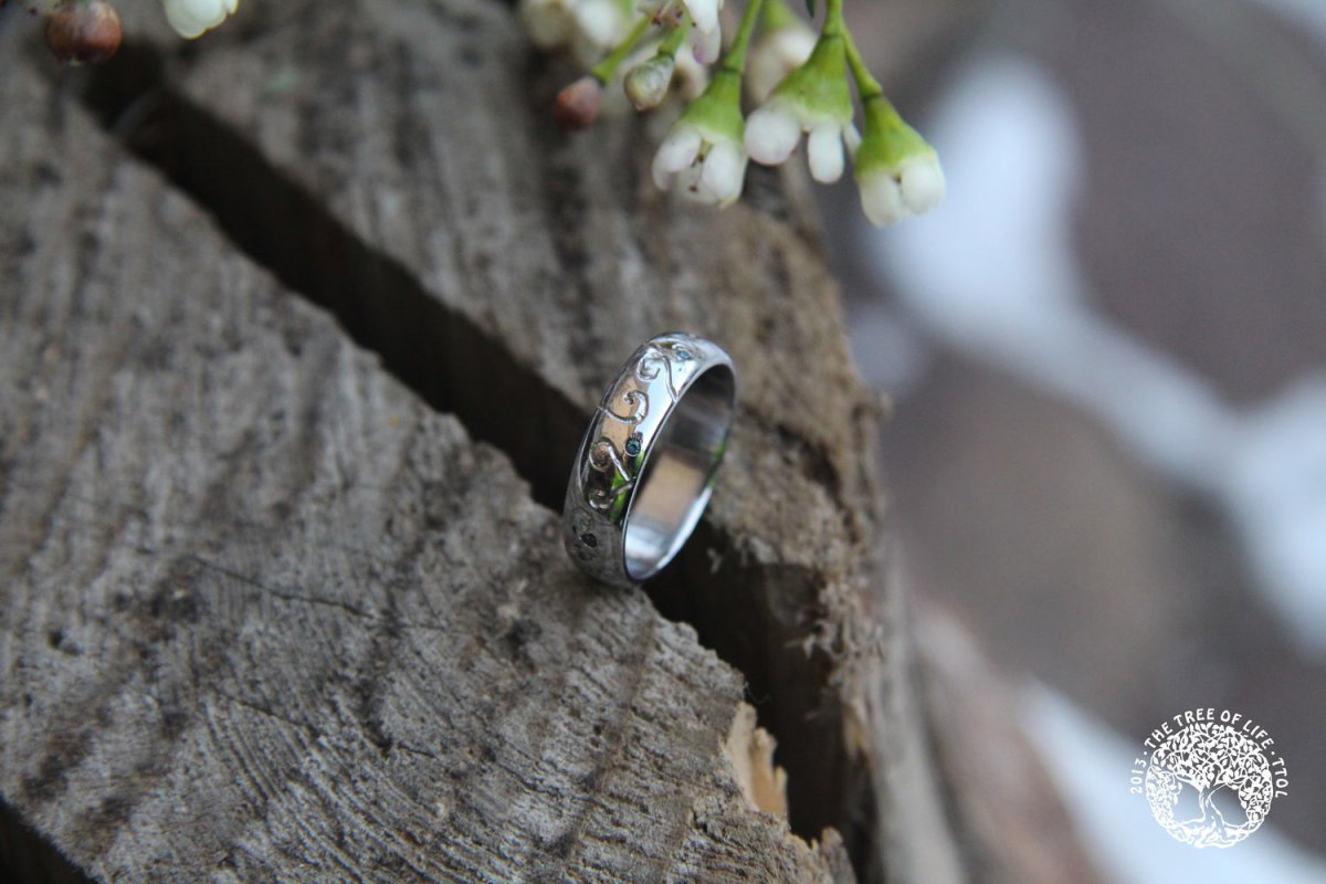 Кольца из чугуна на свадьбу