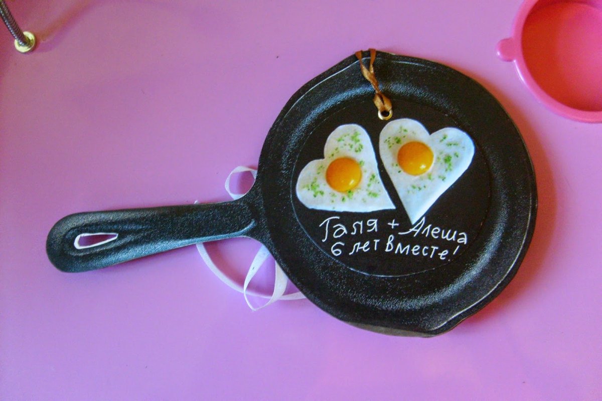 Чугунный подарок на годовщину