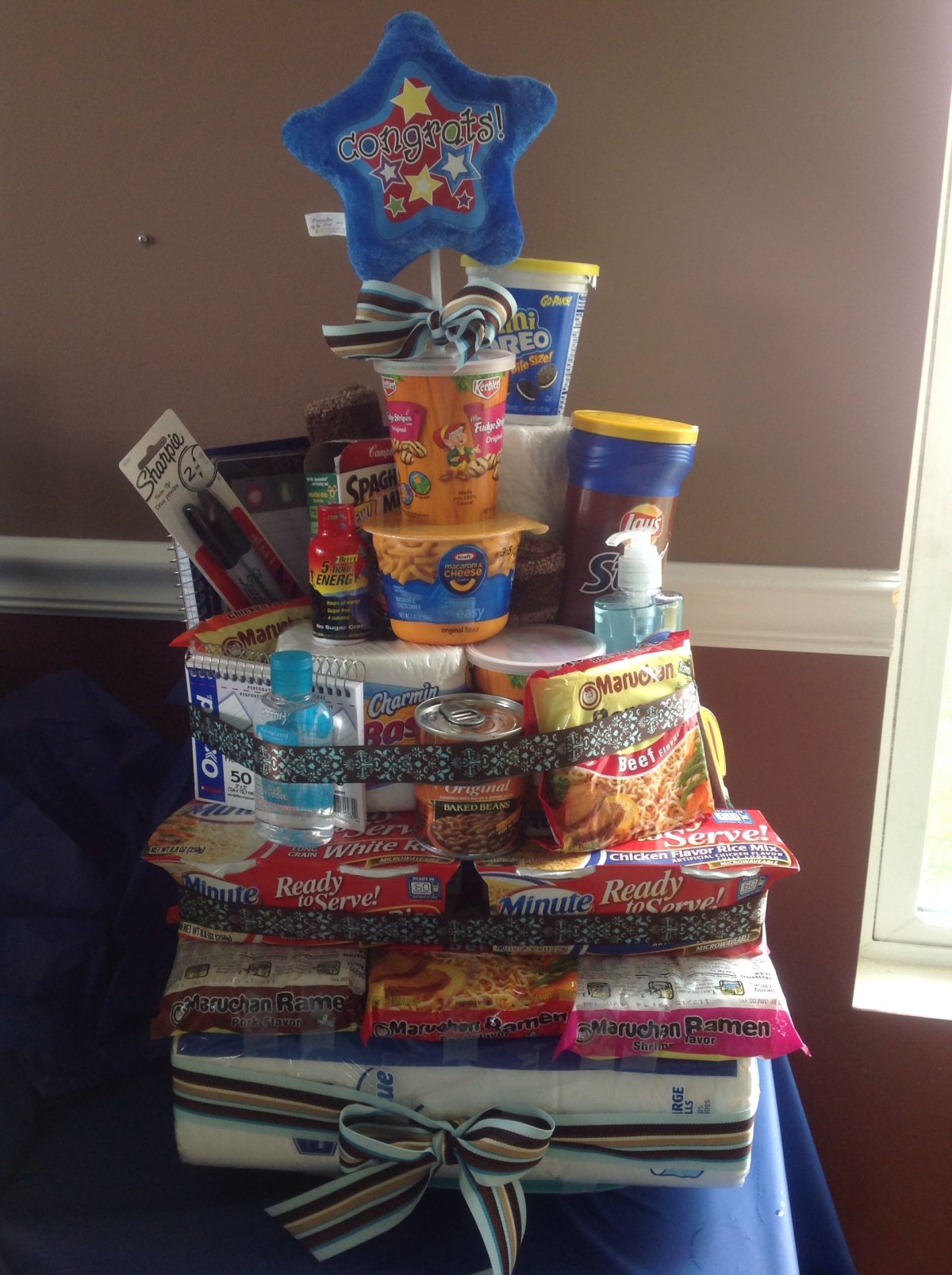 Торт для выпускника университета