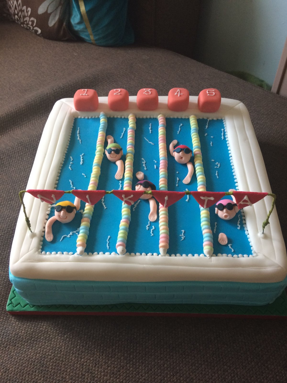 Кружки из полимерной глины для тренера