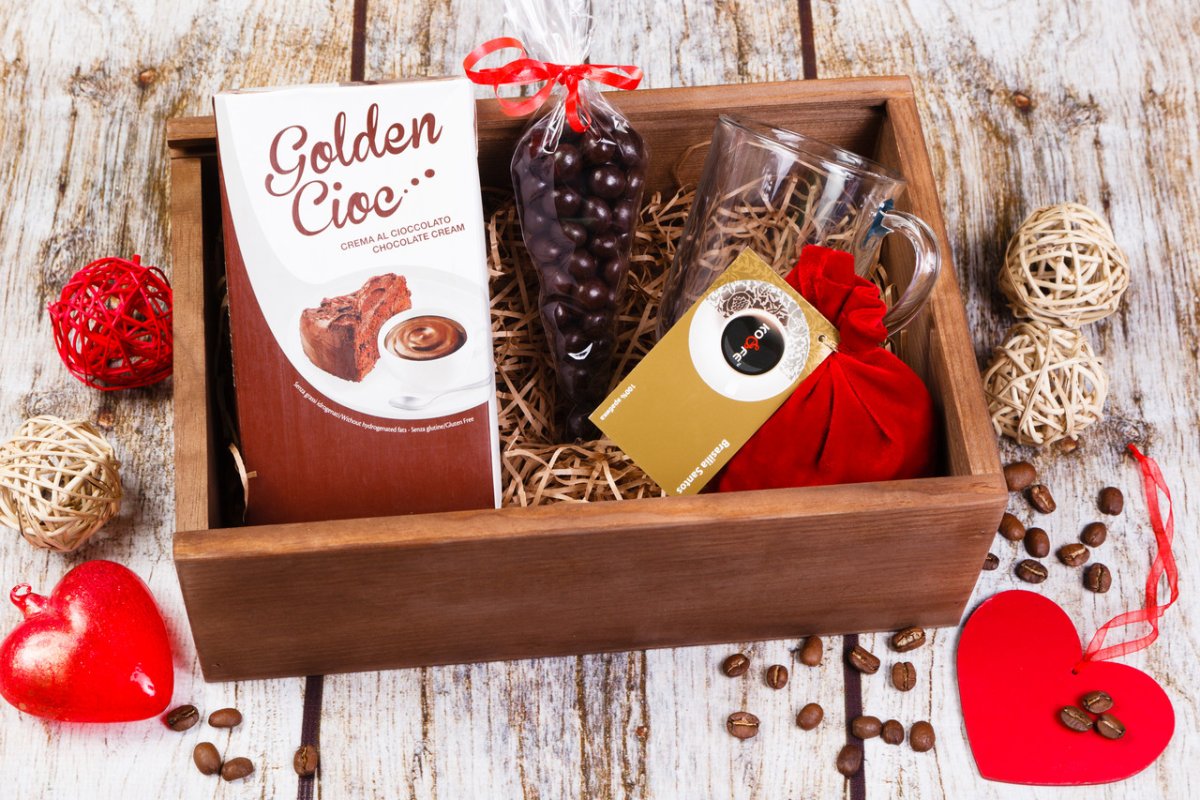 Подарок в коробке