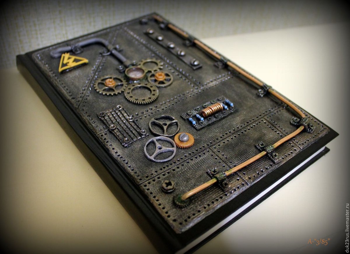 Ежедневник в стиле стимпанк