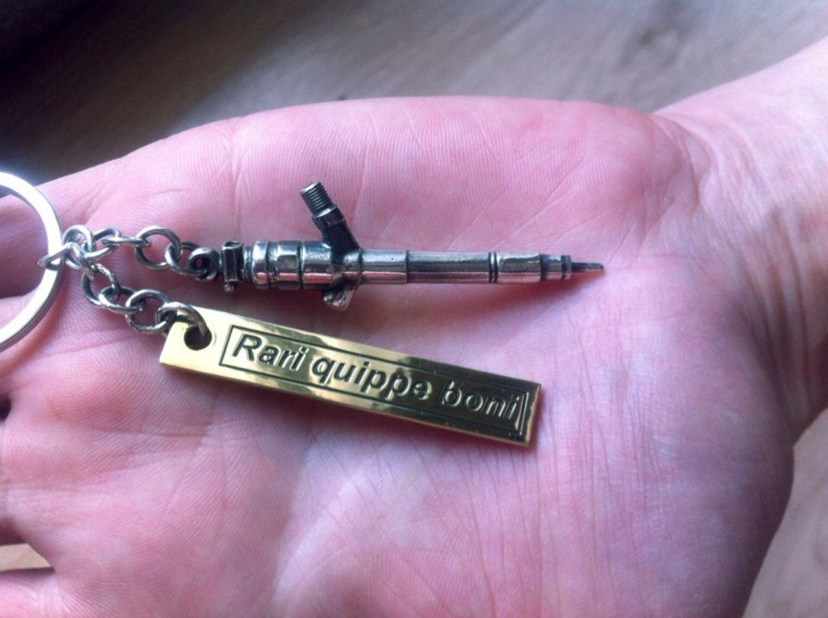 Подарок автослесарю