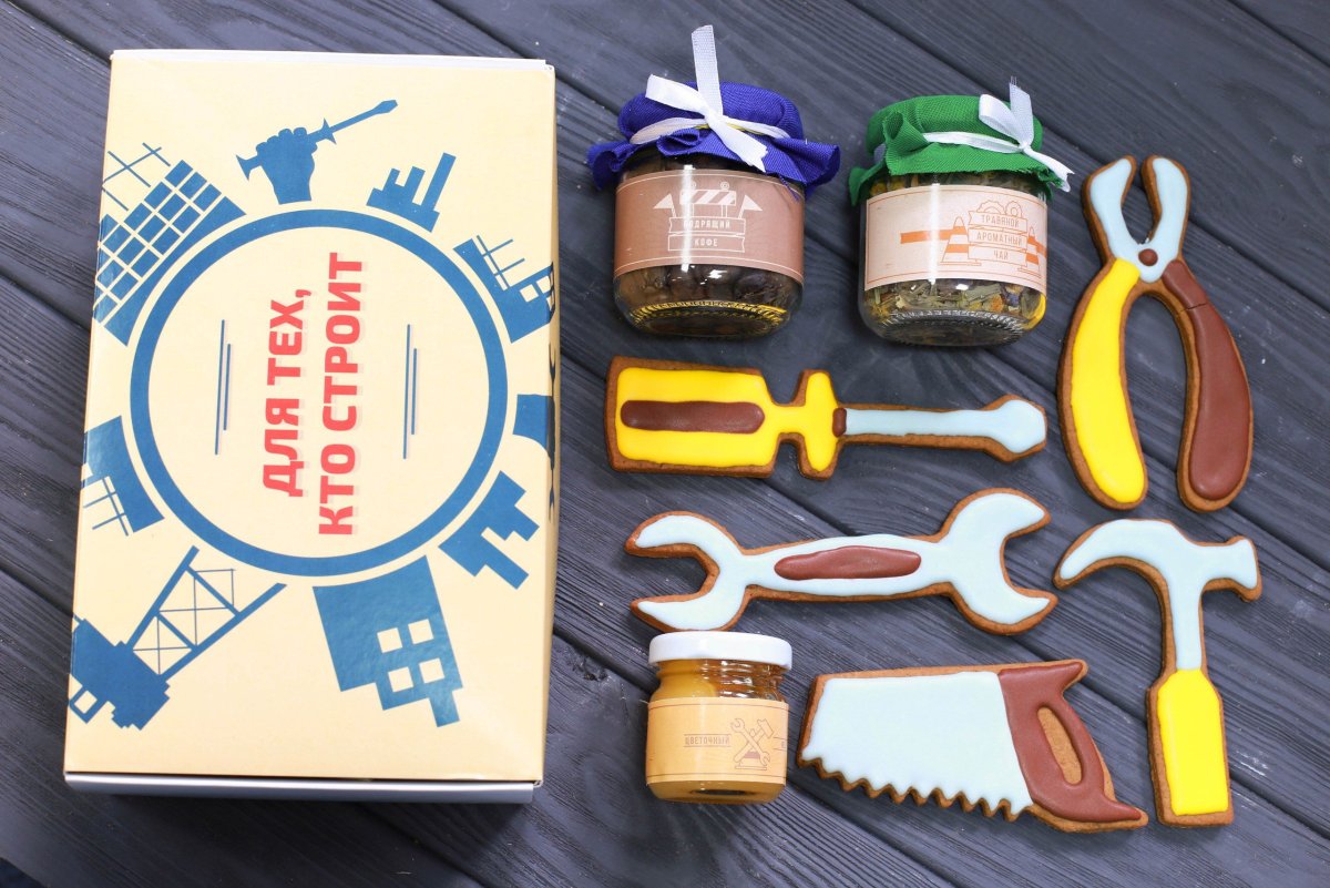 Новогодние боксы подарочные для девушки