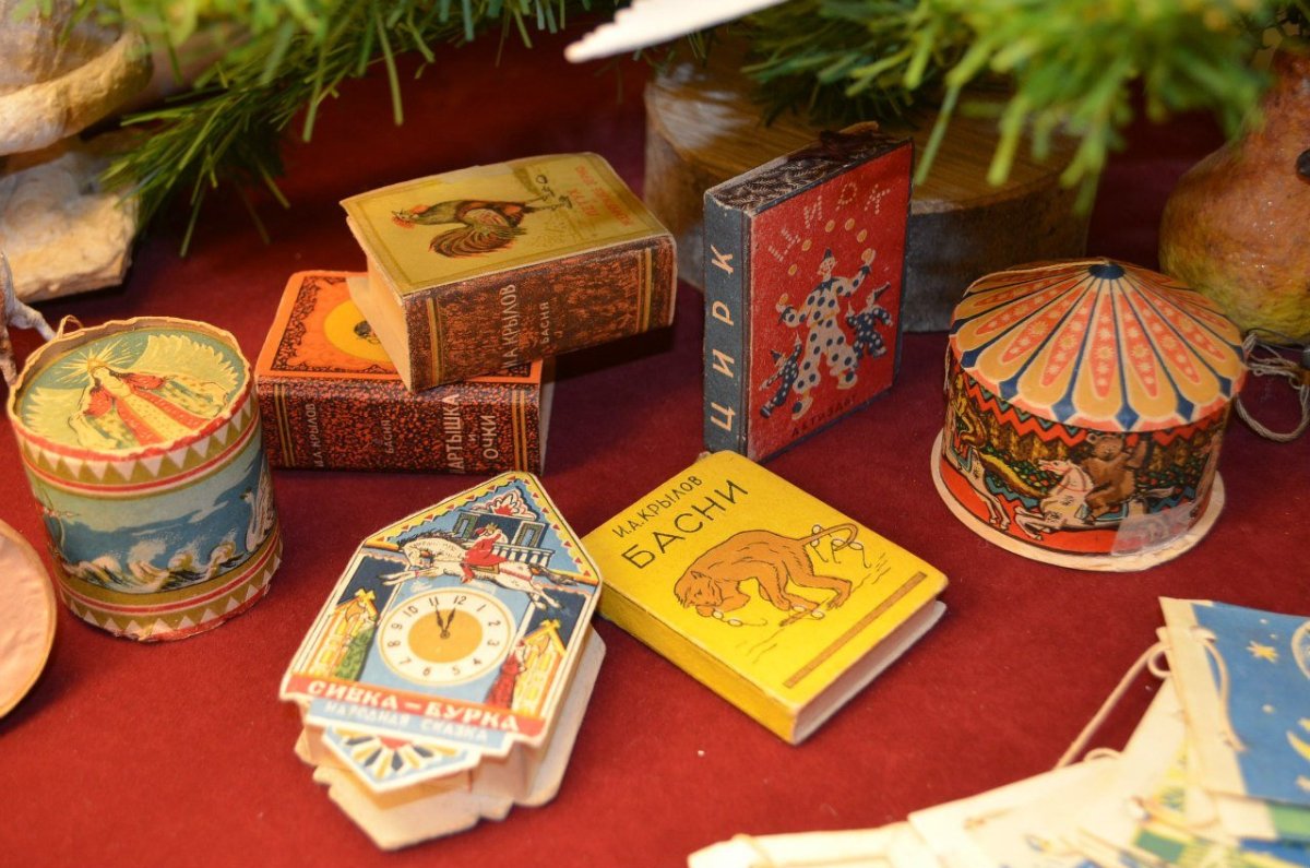 Новогодний продуктовый набор в СССР