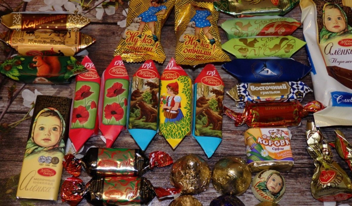 Советские новогодние магазины