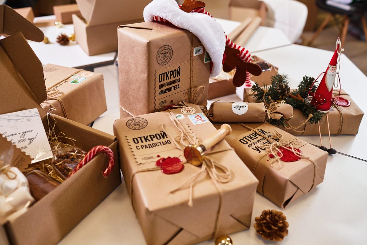 Подарки в стеклянных банках