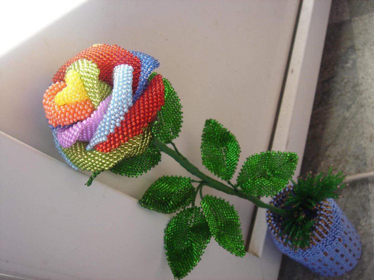 Интересные идеи из бисера