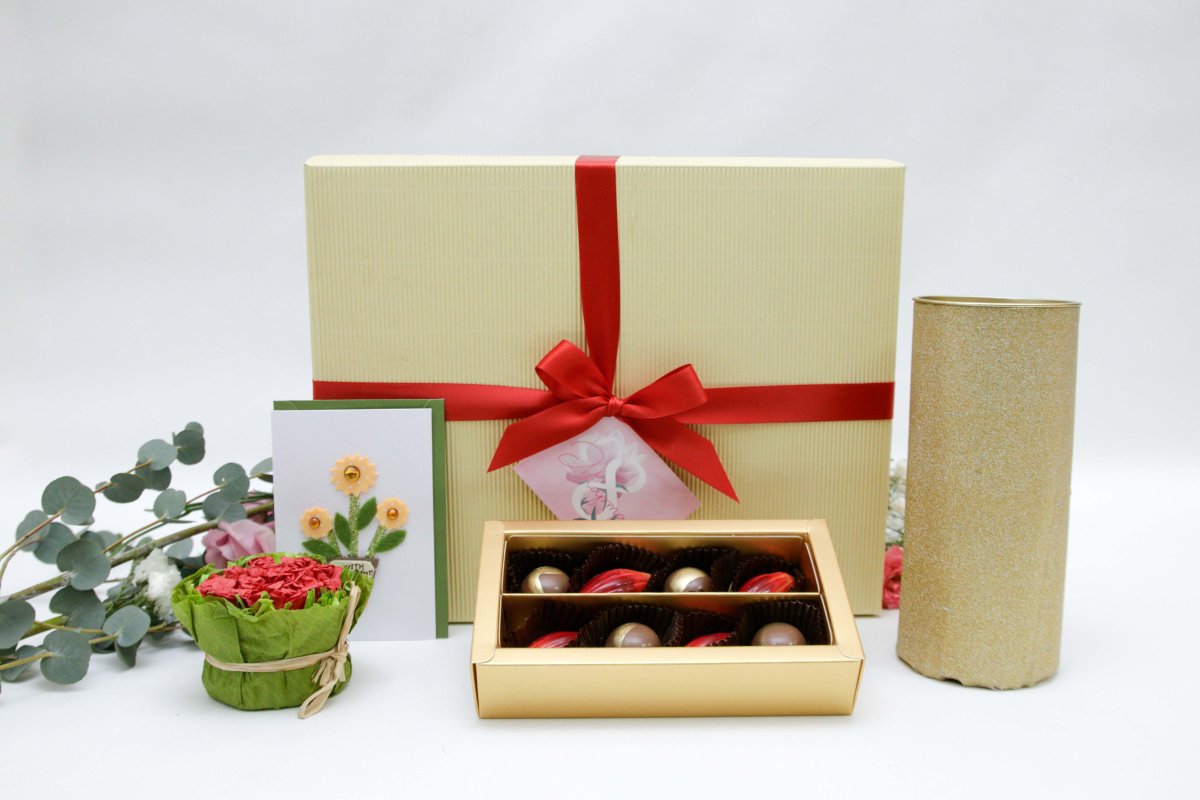 Подарочные корпоративные наборы современные