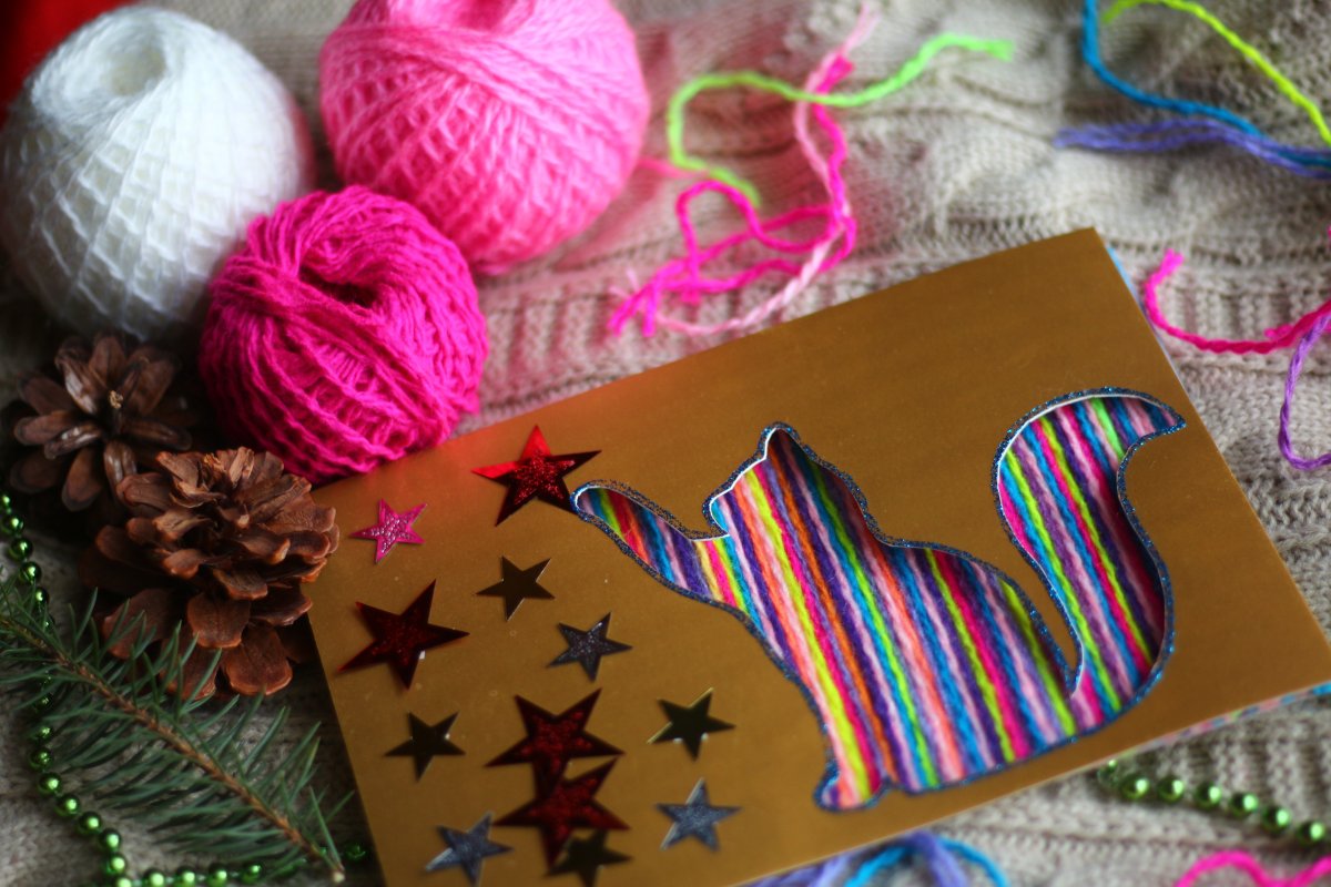 Подарок на новый год из пряжи