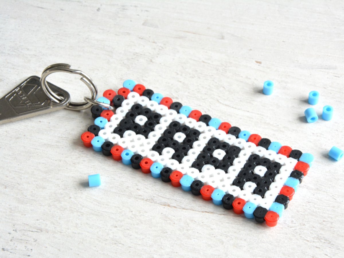 Брелок из термомозайки для папы