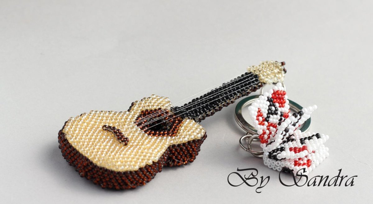 Брелки из бисера для мужчин