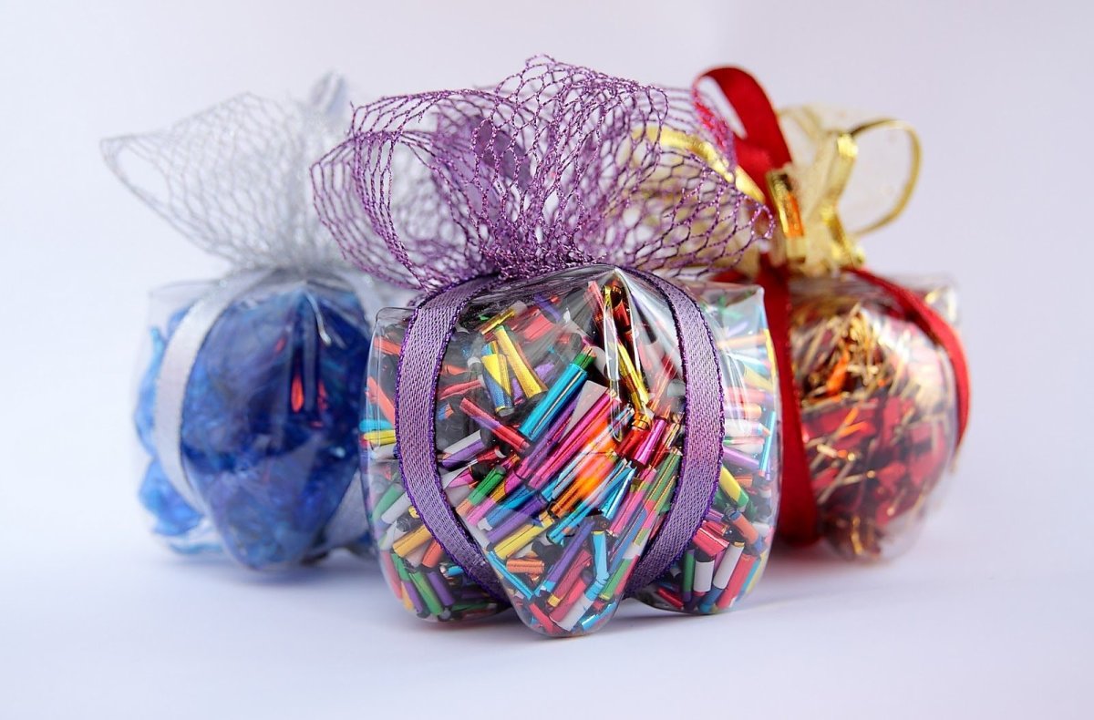 Елочная игрушка из вторсырья