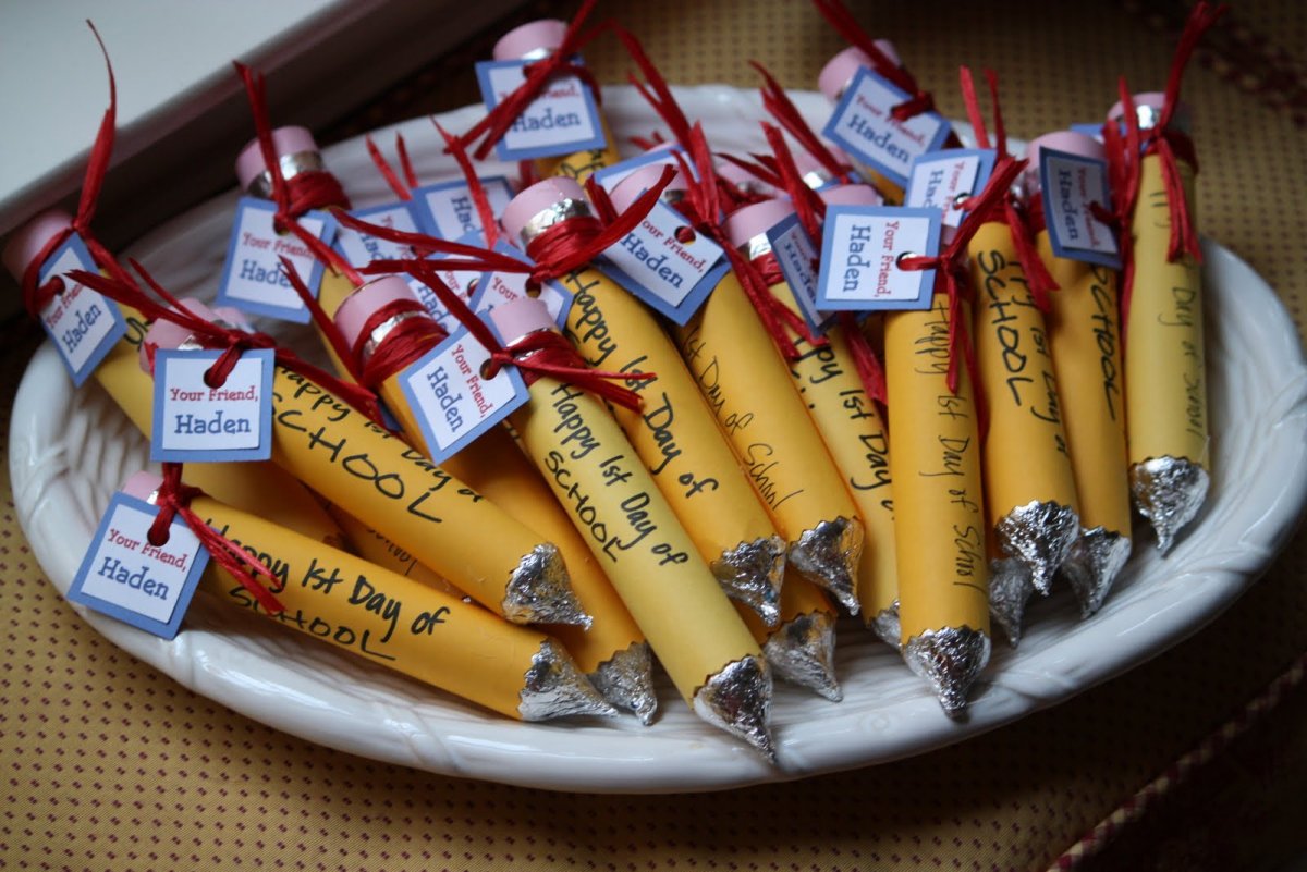 Подарок детям на 1 сентября в школе