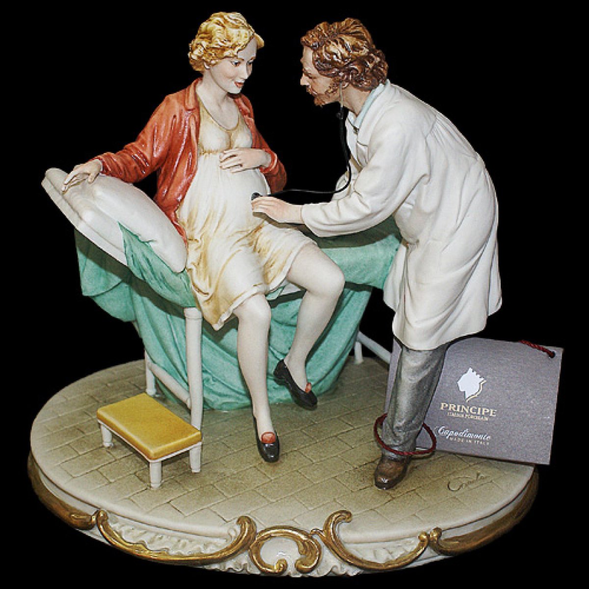 Статуэтка "врач"