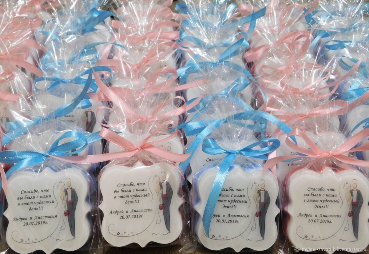 Необычные подарки гостям