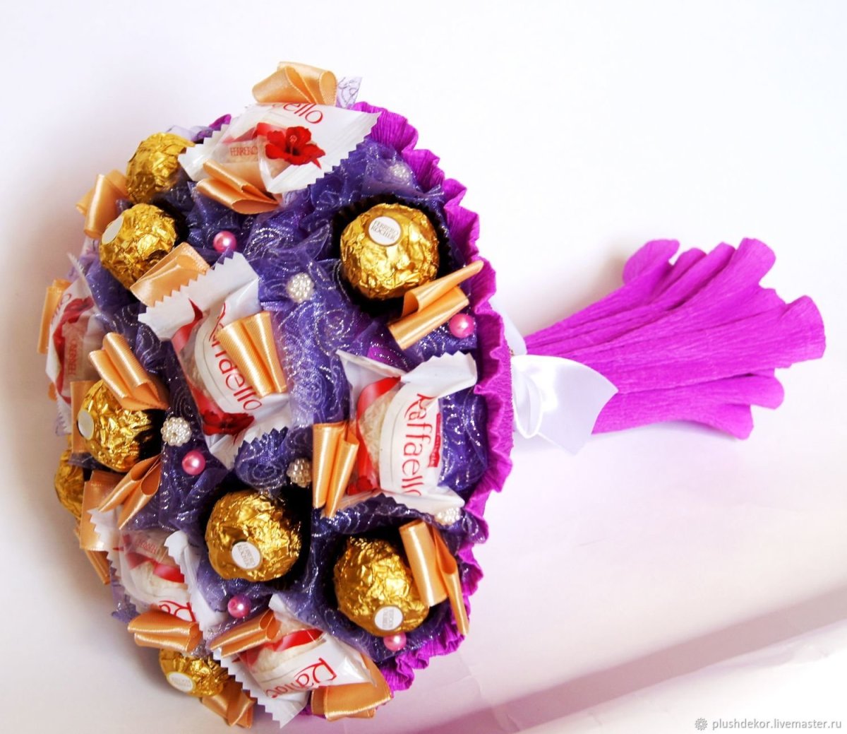 Детские букеты из сладостей