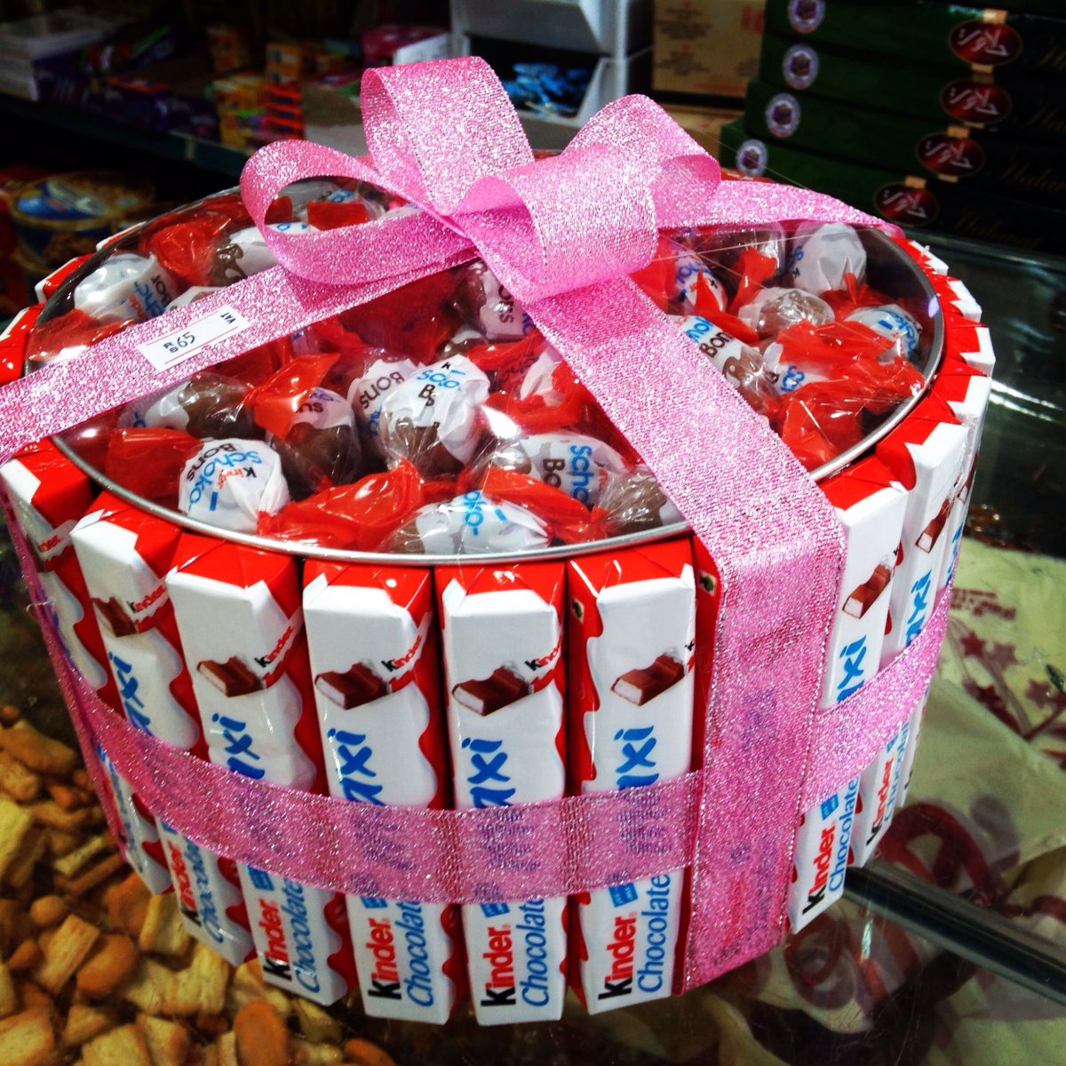 Красивый сладкий подарок