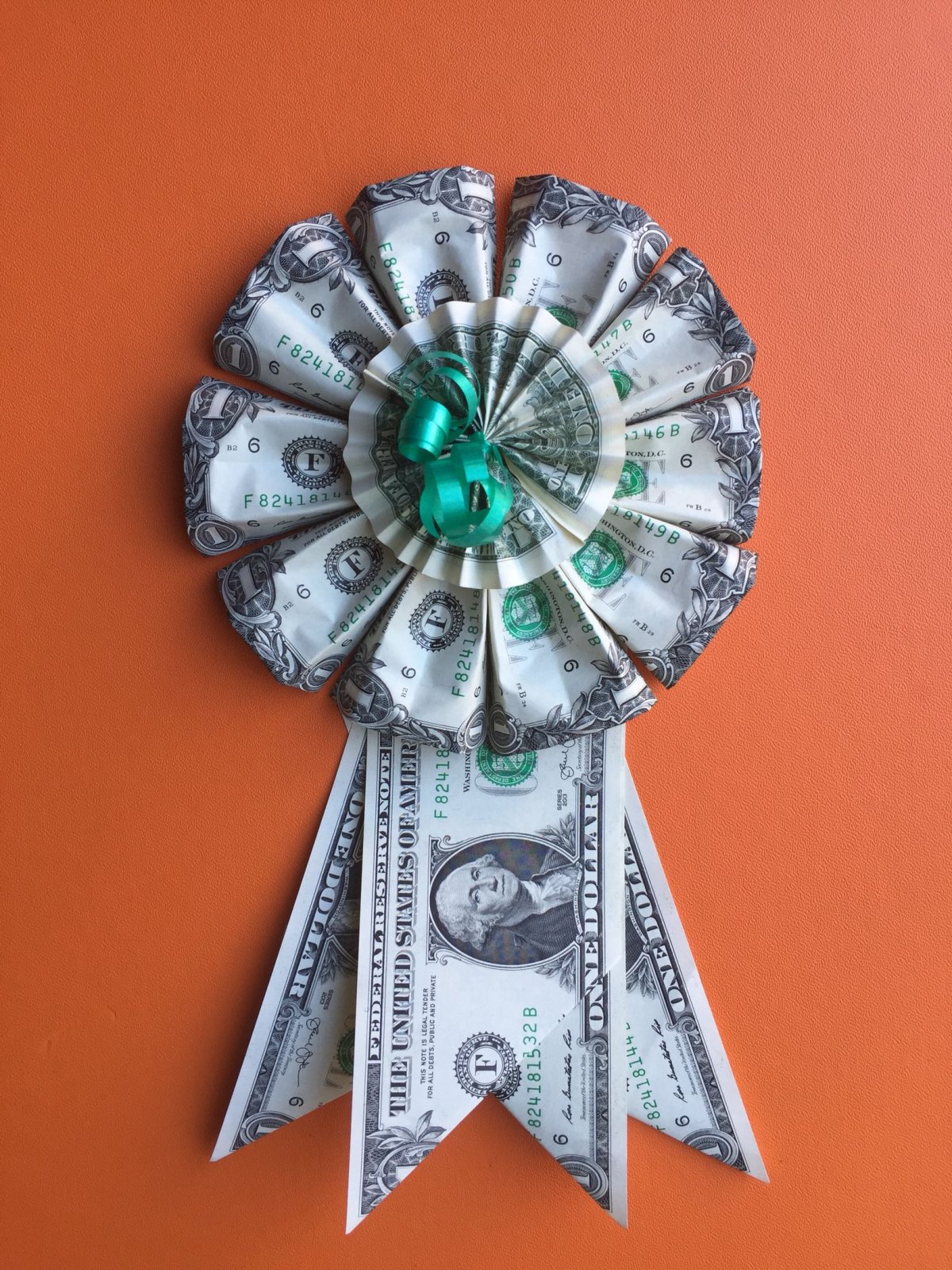 Торт подарок на день рождения