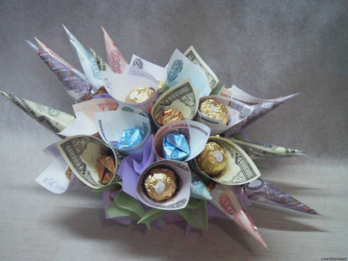 Оригинальный подарок из купюр