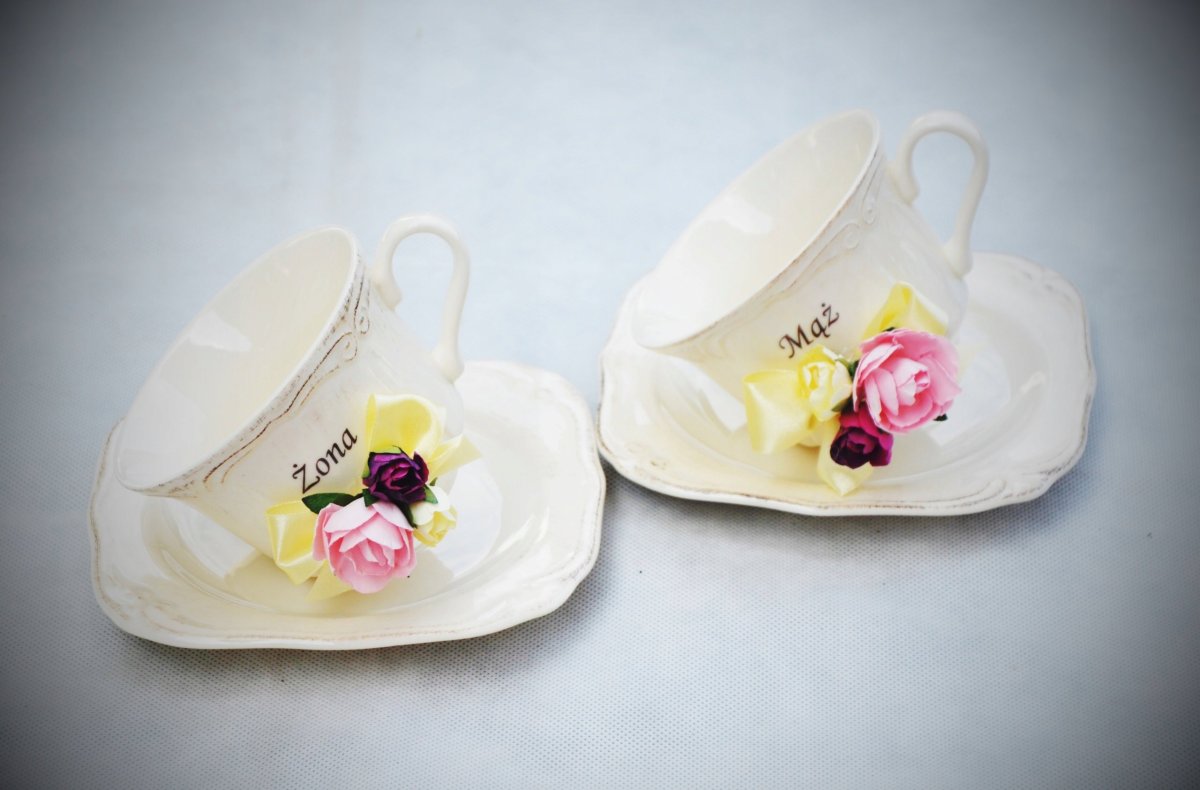 Фарфоровые чашки свадьба