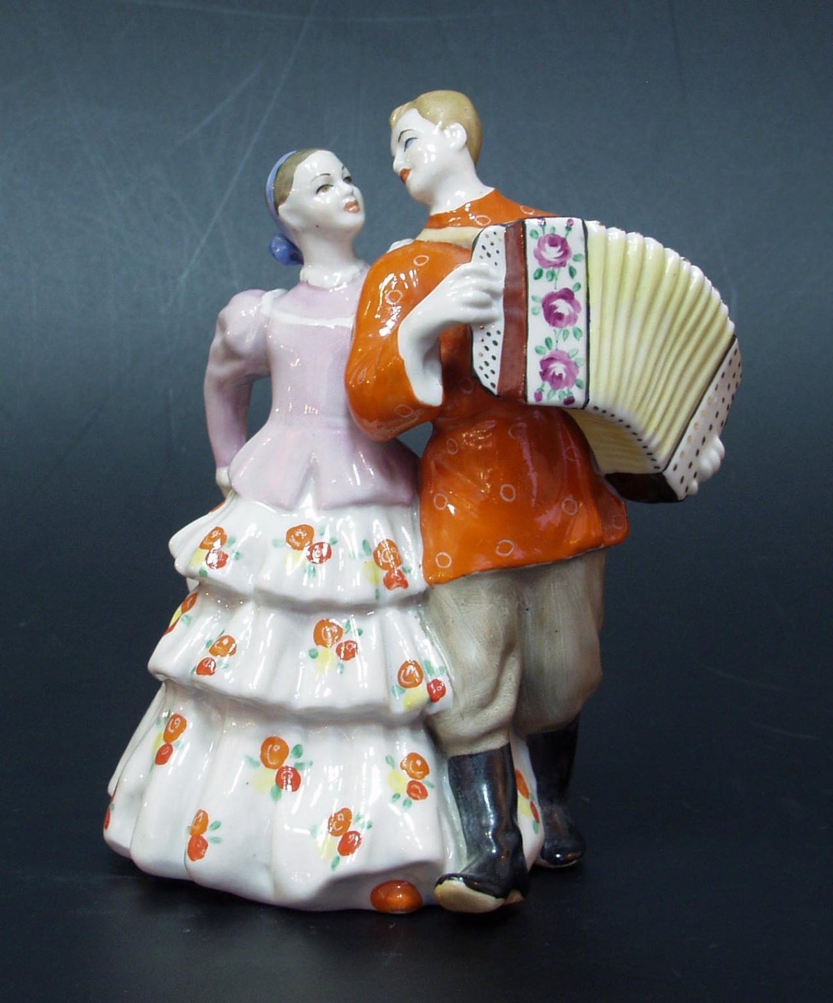 Статуэтка на 20 лет свадьбы