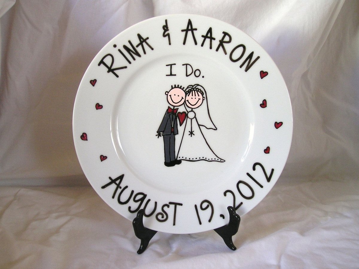 Сувениры на свадьбу молодоженам